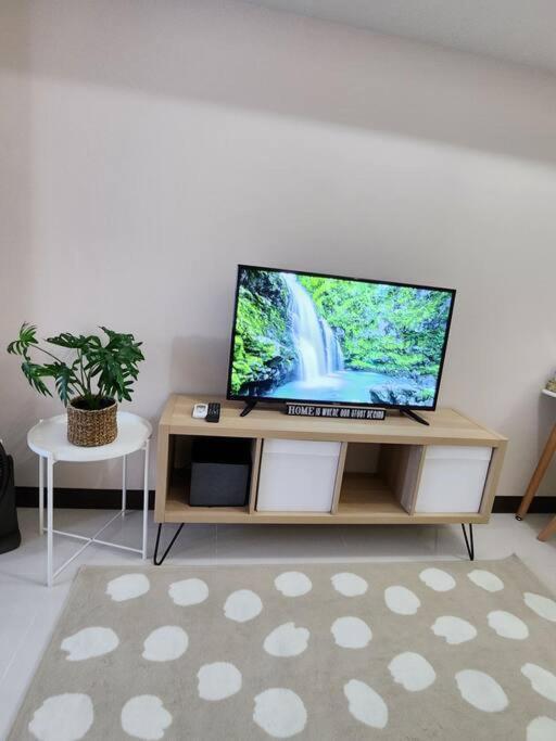 Cosy Executive 1 Bedroom Uptown Parksuites Ultra Fast Internet มะนิลา ภายนอก รูปภาพ