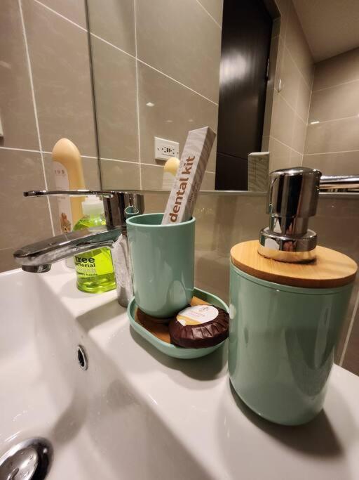 Cosy Executive 1 Bedroom Uptown Parksuites Ultra Fast Internet มะนิลา ภายนอก รูปภาพ
